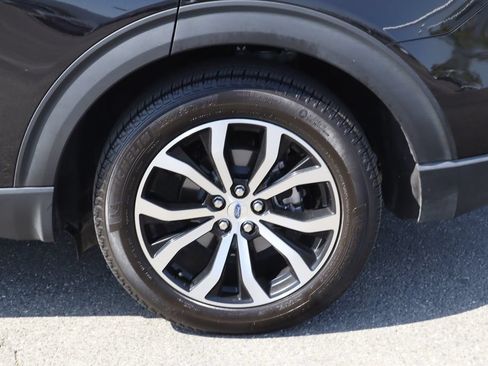 Used 2025 Ford Explorer ST-Line w/ Premium Package RWD image 13