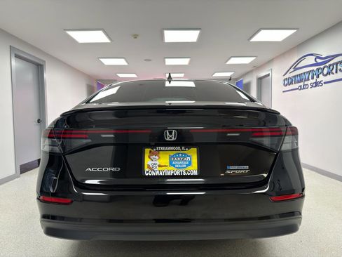 Used 2024 Honda Accord Sport image 7