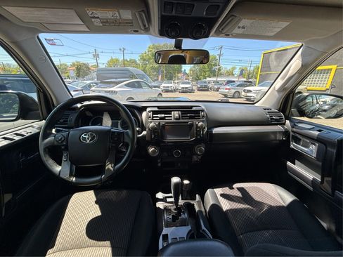 Used 2016 Toyota 4Runner Trail AWD/4WD image 29