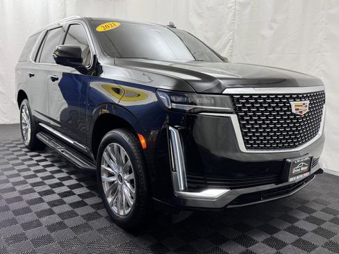 Used 2021 Cadillac Escalade Premium Luxury image 14