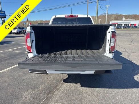Used 2022 GMC Canyon Elevation w/ Elevation Premium Package AWD/4WD image 9
