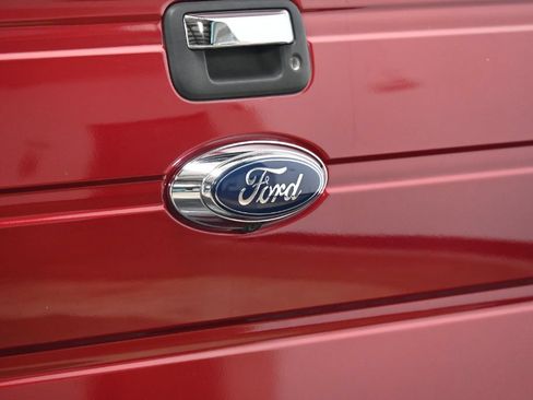 Used 2013 Ford F150 XLT w/ Luxury Equipment Group RWD image 14