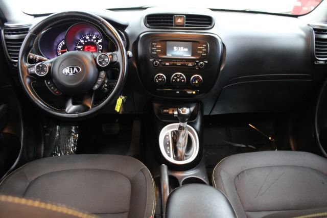 Used 2016 Kia Soul + w/ Designer's Package FWD image 2