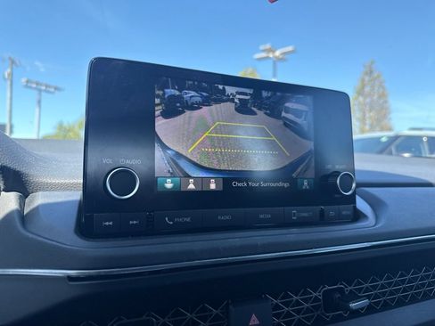 Used 2025 Honda Accord SE image 12