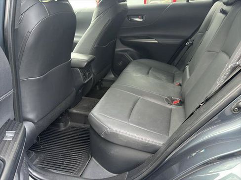 Certified 2024 Toyota Venza XLE AWD/4WD image 9