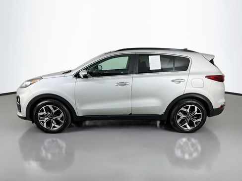 Used 2022 Kia Sportage EX w/ EX Technology Package FWD image 4