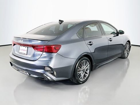 Used 2022 Kia Forte GT-Line w/ GT-Line Premium Package FWD image 7