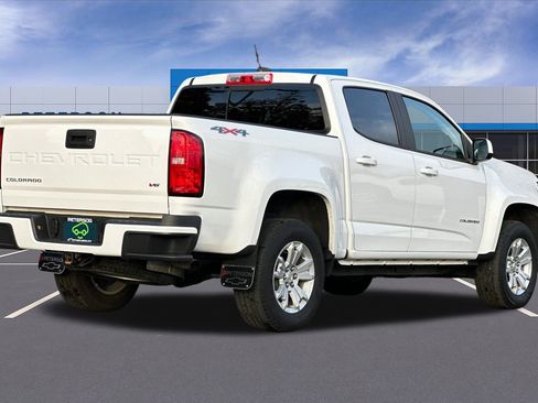 Used 2022 Chevrolet Colorado LT w/ LT Convenience Package image 4