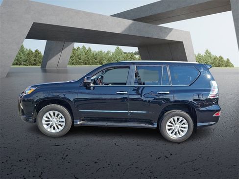 Used 2019 Lexus GX 460 image 7