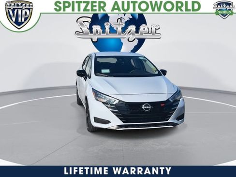 New 2025 Nissan Versa SR w/ Trunk Package FWD image 3