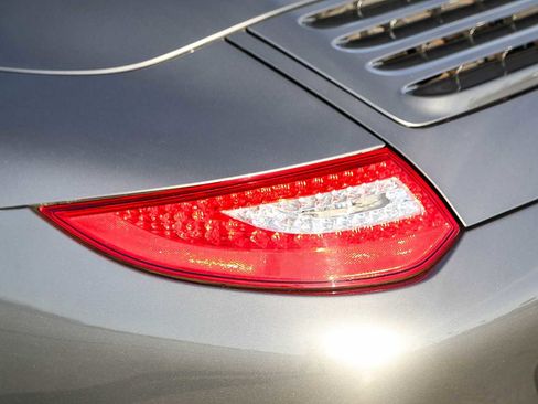 Used 2012 Porsche 911 Carrera S image 9