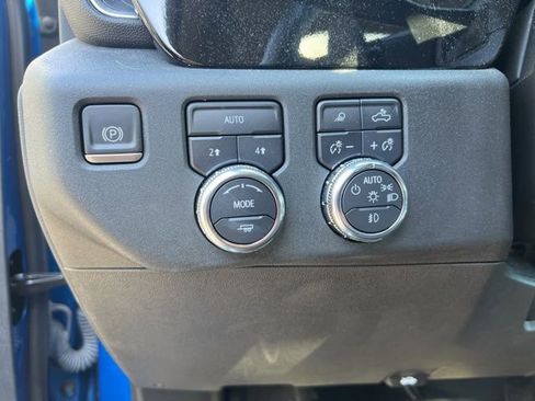 Used 2023 GMC Sierra 1500 Elevation w/ Elevation Premium Package AWD/4WD image 22
