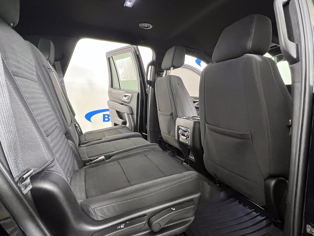 Certified 2023 GMC Yukon SLE w/ Gmc Pro Safety Plus Package AWD/4WD image 13
