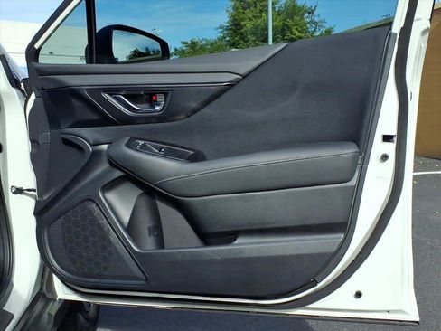 Certified 2025 Subaru Outback Premium w/ Popular Package #1A image 22