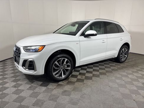 Used 2023 Audi Q5 2.0T Premium Plus image 1