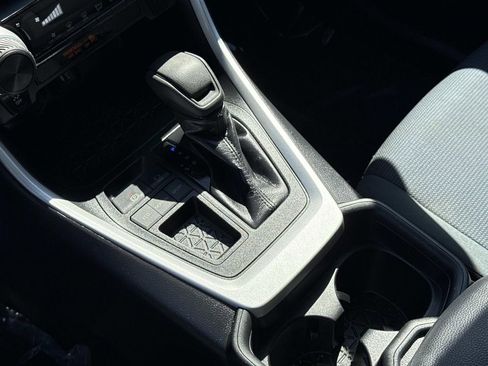 Used 2019 Toyota RAV4 LE image 24