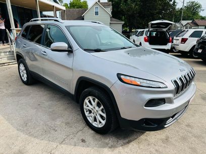Used 2016 Jeep Cherokee Latitude w/ Safety/Convenience Group