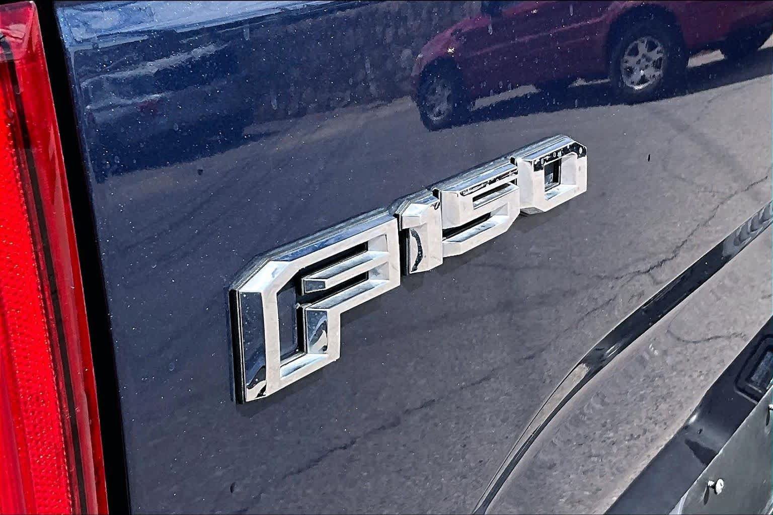 Used 2015 Ford F150 Lariat w/ Equipment Group 501A Mid RWD image 30