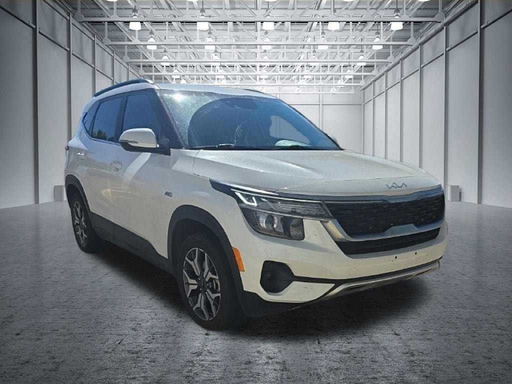 Used 2023 Kia Seltos EX AWD/4WD image 9