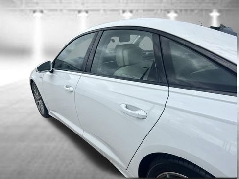 Used 2023 Audi A6 Premium Plus w/ Premium Plus Package AWD/4WD image 30