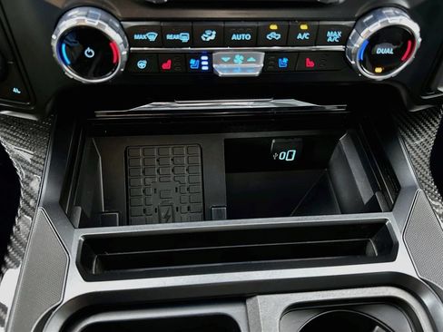 Used 2026 Ford F350 Lariat w/ Black Appearance Package AWD/4WD image 25