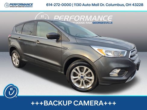 Used 2017 Ford Escape SE FWD image 1
