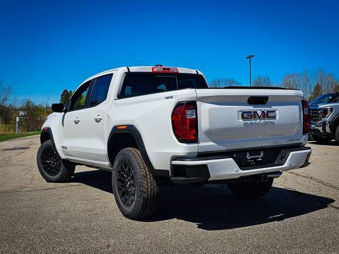 New 2026 GMC Canyon Elevation image 5