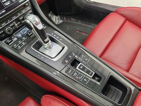 Used 2014 Porsche 911 Turbo S image 33