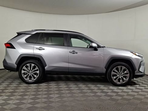 Used 2023 Toyota RAV4 XLE Premium AWD/4WD image 10