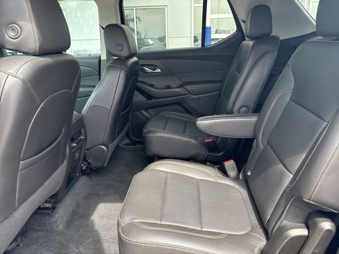 Certified 2020 Chevrolet Traverse LT FWD image 19