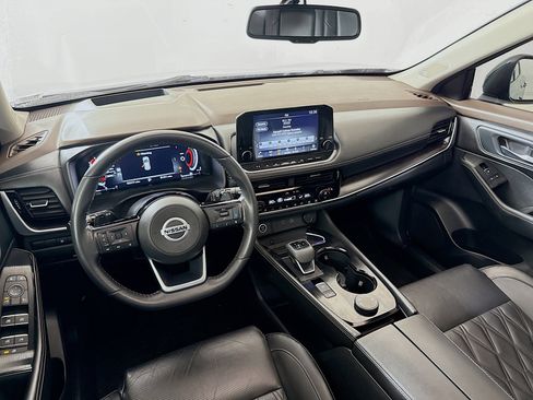 Used 2021 Nissan Rogue Platinum image 23