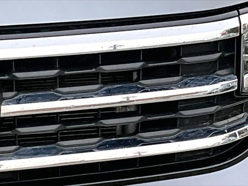 Used 2022 Volkswagen Atlas SE w/ Black Wheel Package image 11