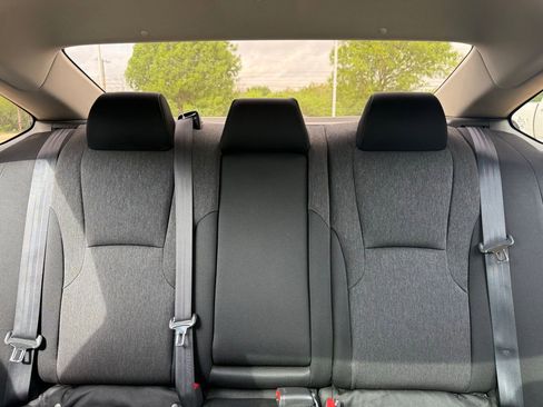 Used 2024 Honda Accord EX image 19