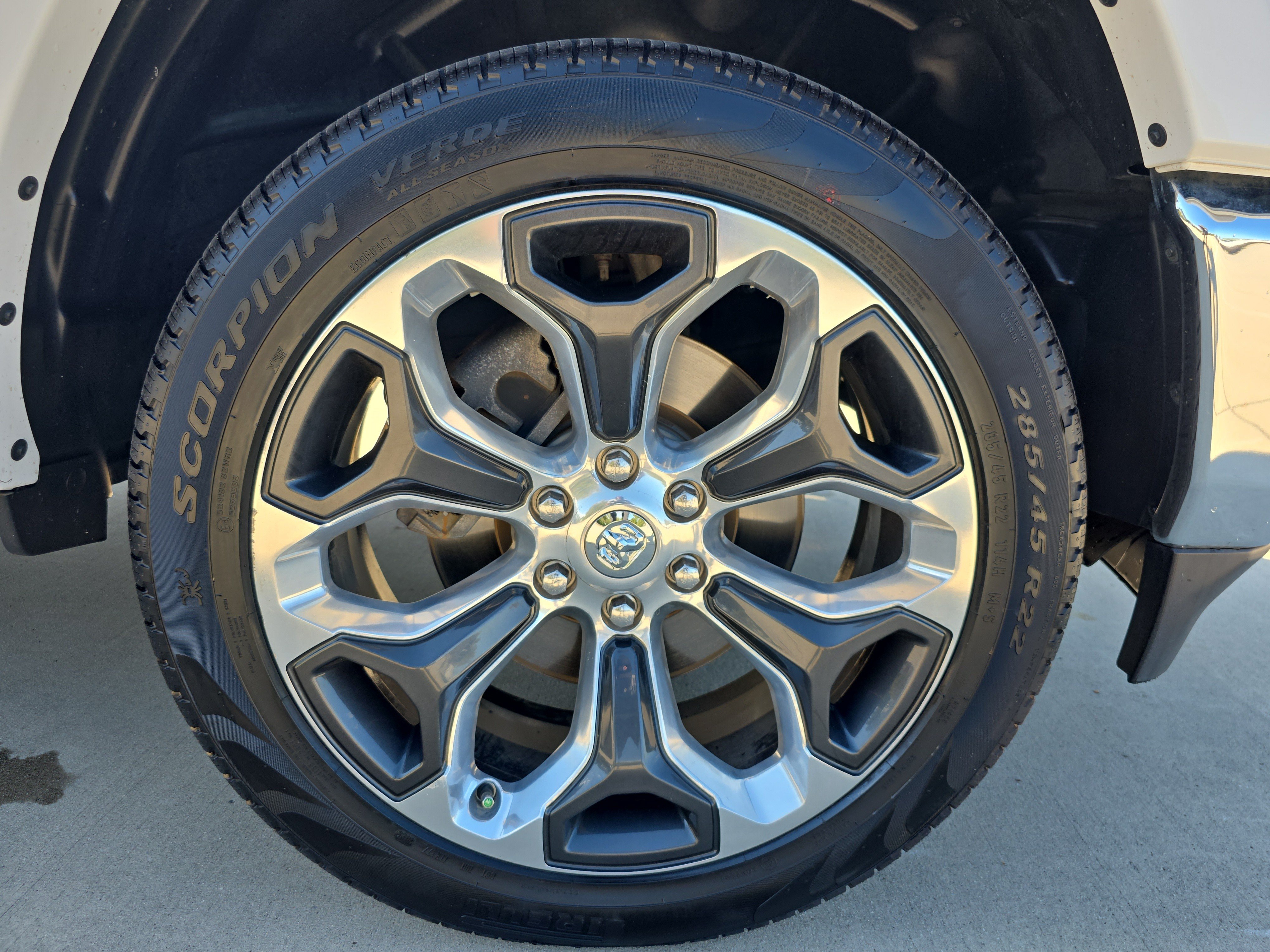 Used 2021 RAM 1500 Limited AWD/4WD image 12