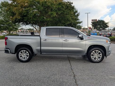 Used 2024 Chevrolet Silverado 1500 LTZ w/ LTZ Convenience Package II AWD/4WD image 9