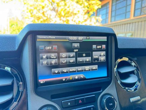 Used 2015 Ford F250 Platinum w/ FX4 Off-Road Package AWD/4WD image 20