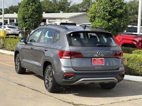 Used 2023 Volkswagen Taos S FWD image 5