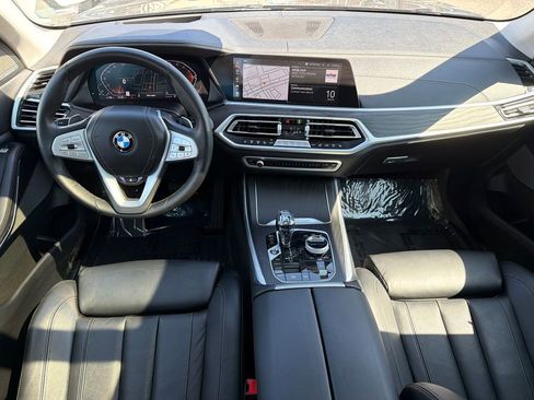 Used 2022 BMW X7 xDrive40i w/ Premium Package AWD/4WD image 22