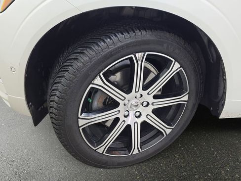 Used 2018 Volvo XC60 T6 Inscription w/ Convenience Package AWD/4WD image 32