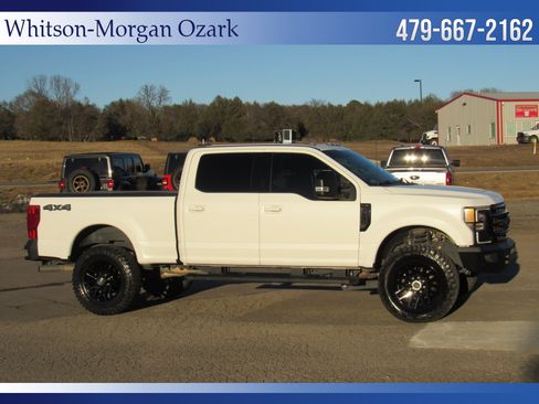 Used 2022 Ford F250 Lariat w/ Black Appearance Package image 16
