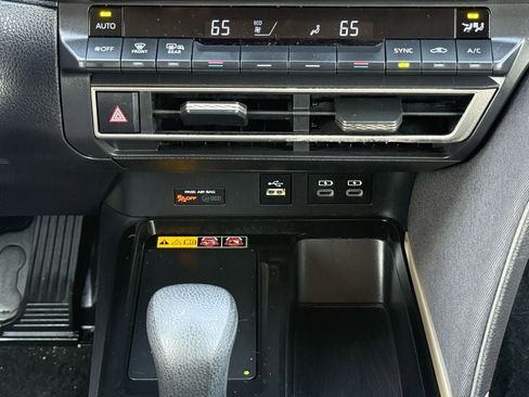 Used 2025 Toyota Camry LE image 26