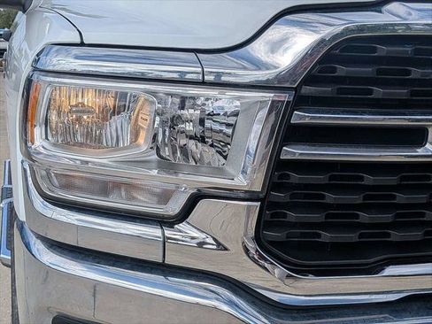 Certified 2024 RAM 2500 Big Horn AWD/4WD image 9