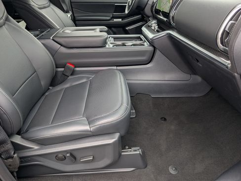 New 2027 Ford Expedition Platinum w/ Stealth Performance Package AWD/4WD image 30