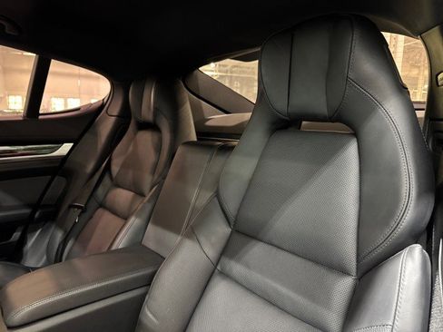 Used 2014 Porsche Panamera 4S Executive image 48