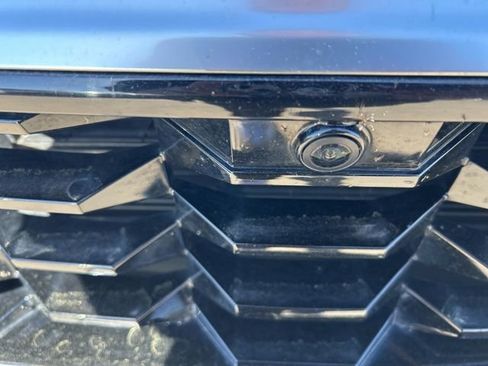 Used 2025 Kia Sportage SX image 3