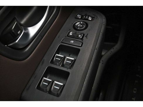 Used 2025 Honda Pilot Elite image 21