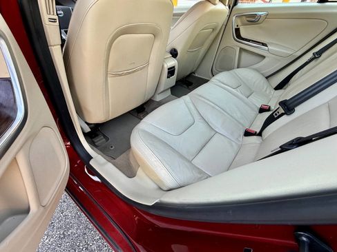 Used 2013 Volvo S60 T5 Premier image 18