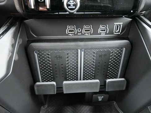 New 2026 RAM 3500 Limited image 31