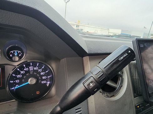 Used 2015 Ford F250 XLT w/ XLT Value Package image 16