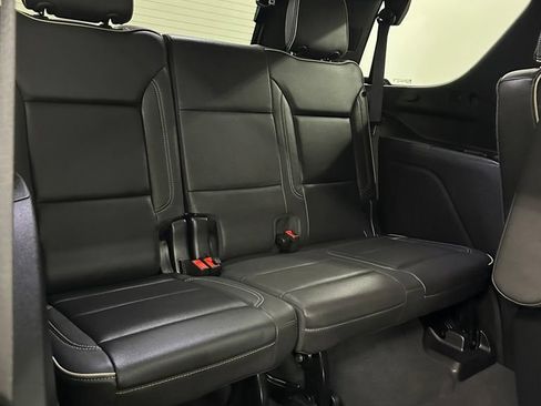 Used 2023 Chevrolet Tahoe Premier AWD/4WD image 35